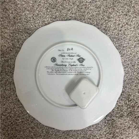 Princess Diana Radiant Rose Collector Plate with music box England - Picture 3 of 6